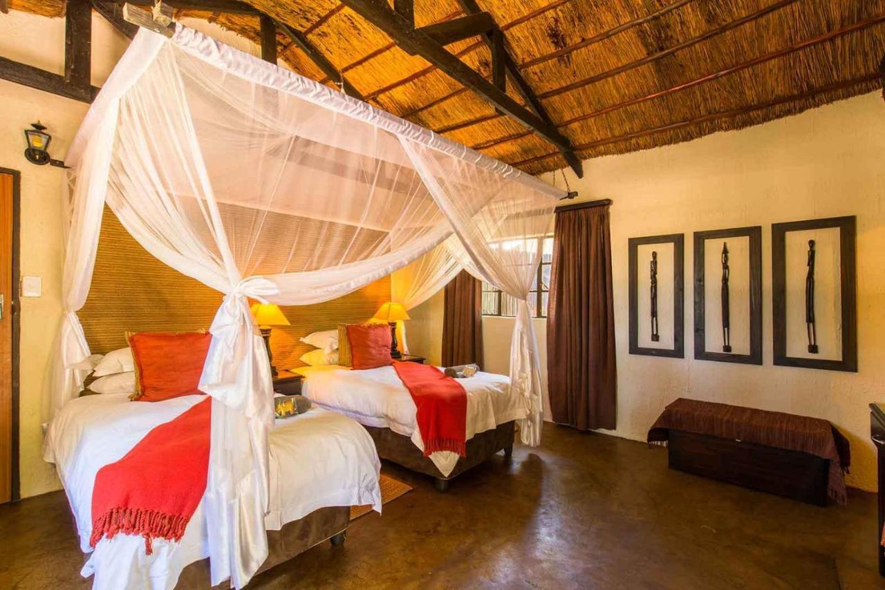 Umkumbe Safari Lodge Riverside Skukuza Exterior foto