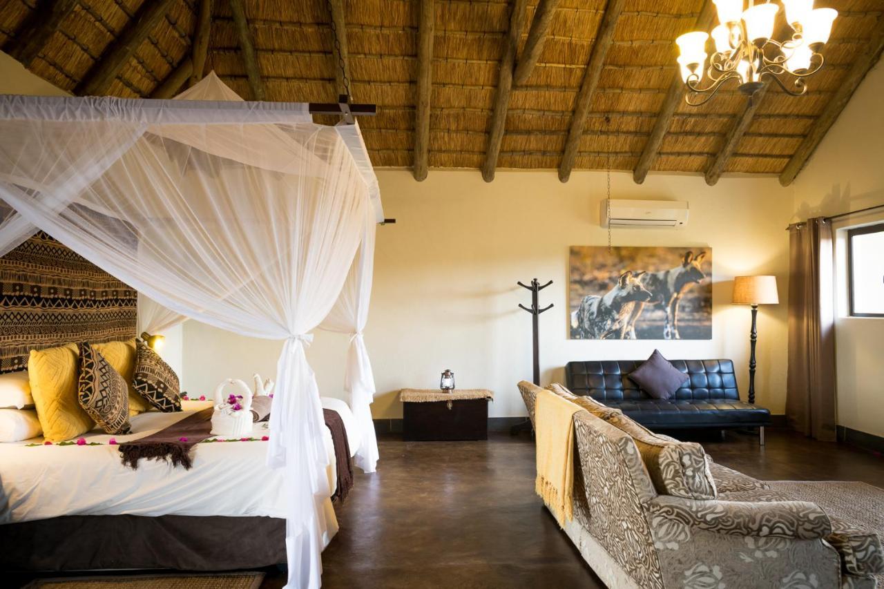 Umkumbe Safari Lodge Riverside Skukuza Exterior foto