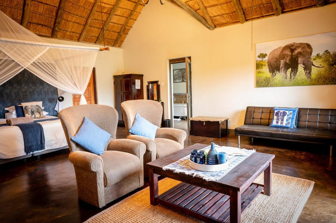 Umkumbe Safari Lodge Riverside Skukuza Exterior foto